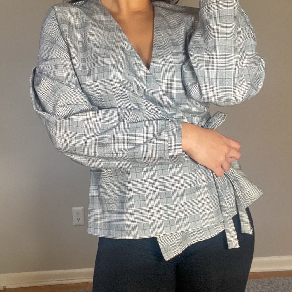 Blouse/Outerwear